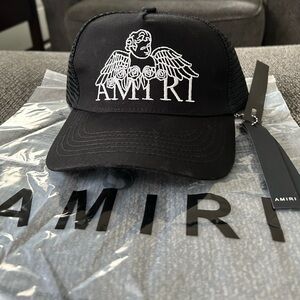 Amiri Hat
